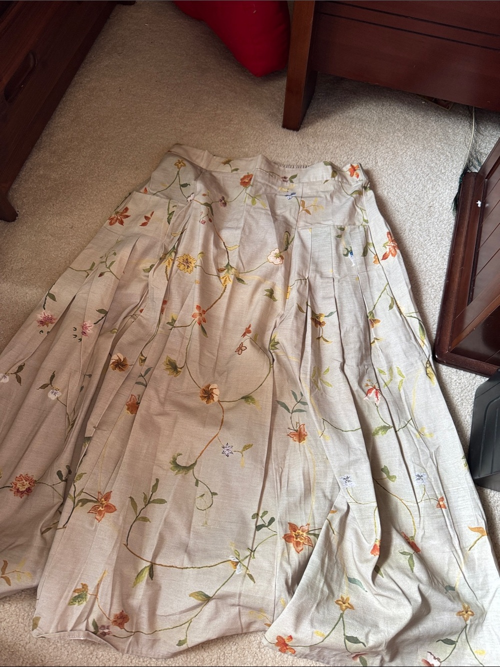 Floral Vine Maxi Skirt in Cream